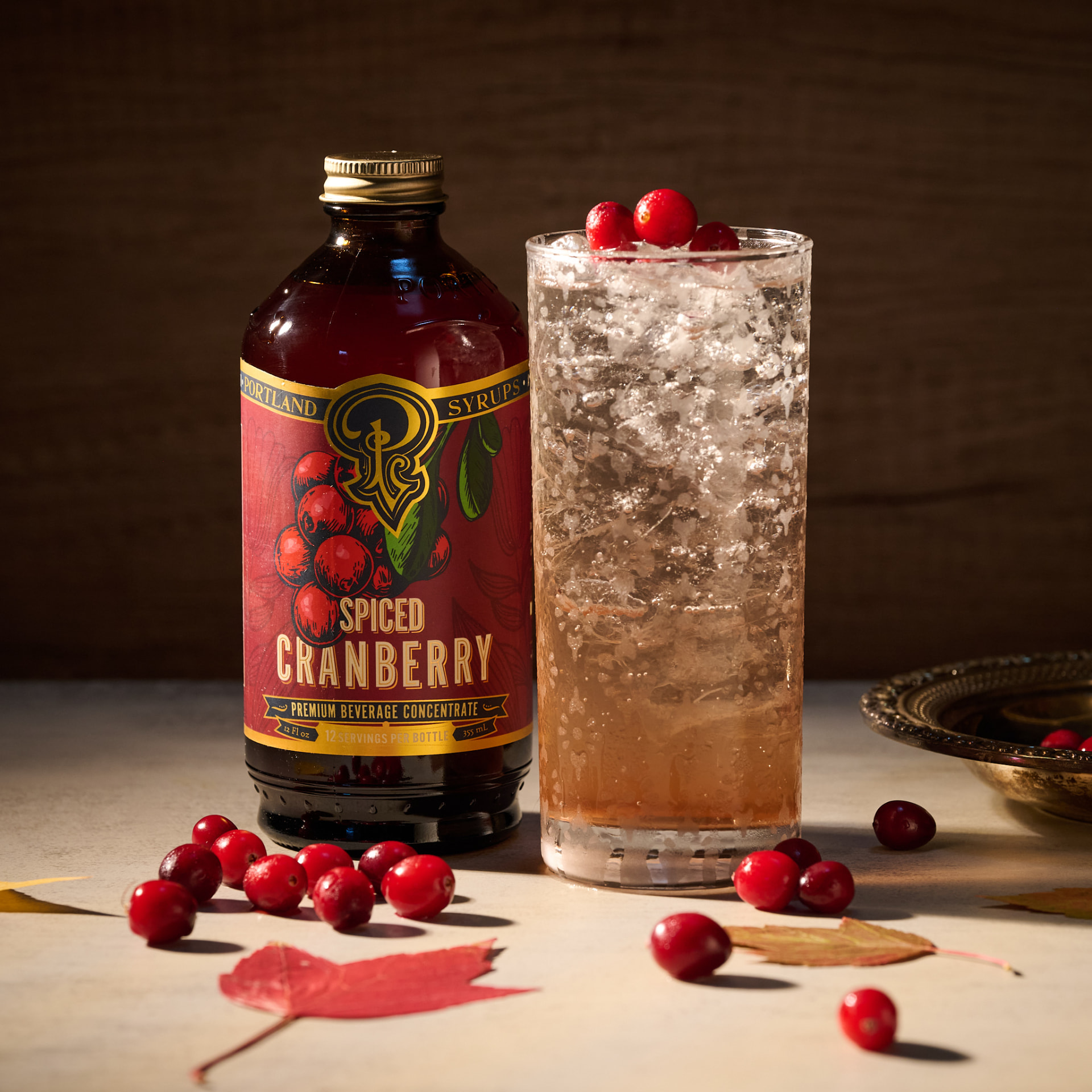 Spiced cranberry sparkler with fresh cranberries